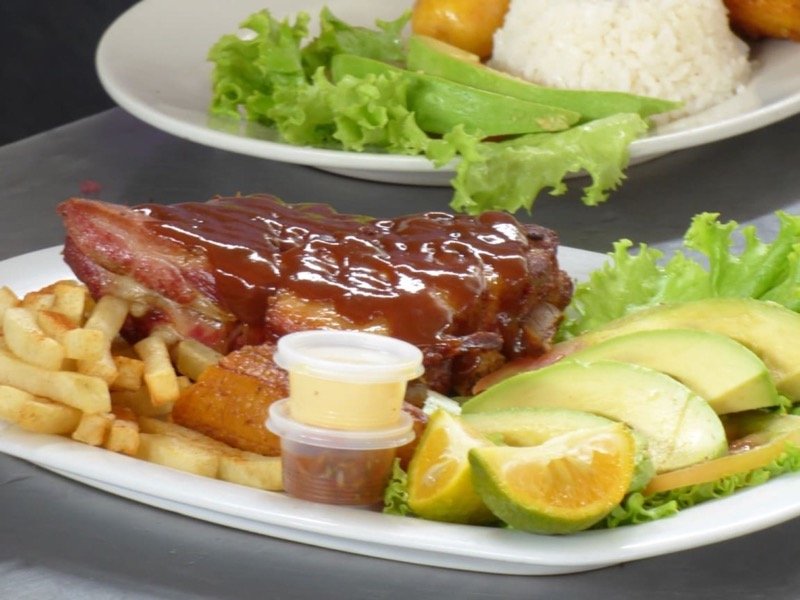 Pablos Restaurant — Especial 13